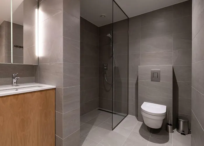 Self-check-in 2 Bedroom With A Terrace And Free Parking Апартаменты *