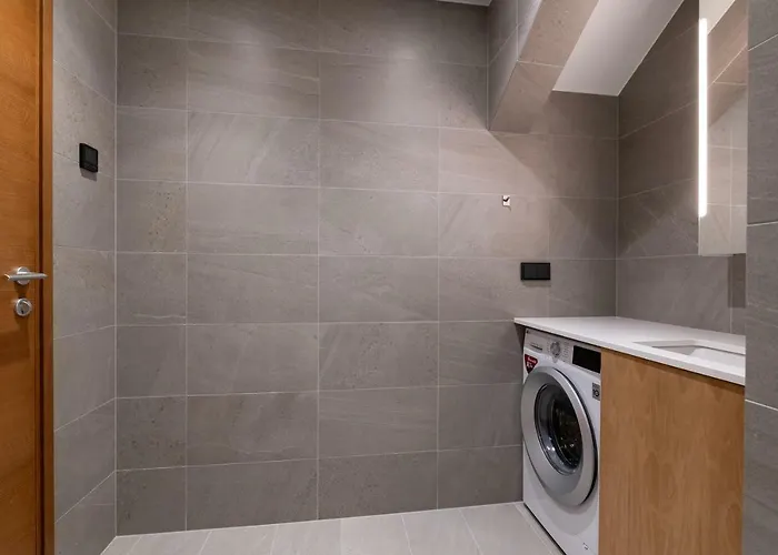 Self-check-in 2 Bedroom With A Terrace And Free Parking Таллин