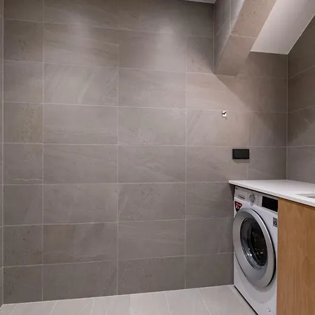 Self-check-in 2 Bedroom With A Terrace And Free Parking Tallin