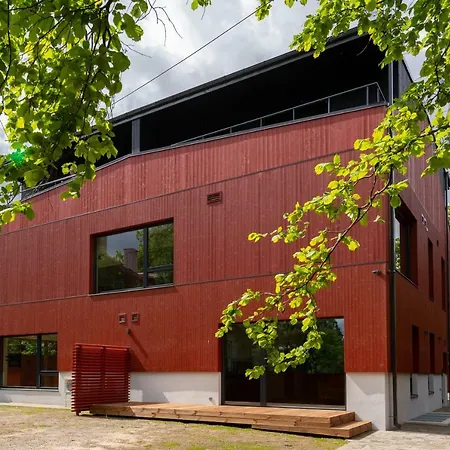 Self-check-in 2 Bedroom With A Terrace And Free Parking Tallin